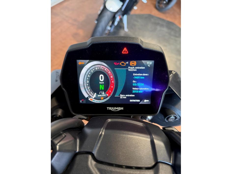 TRIUMPH SPEED TRIPLE 1200 RS