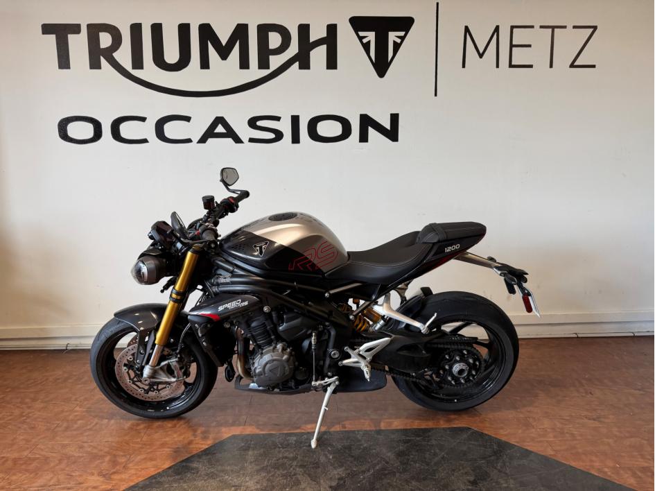 TRIUMPH SPEED TRIPLE 1200 RS