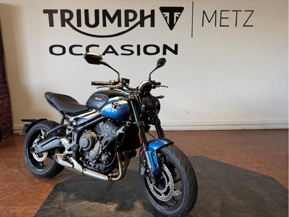 TRIUMPH TRIDENT 660