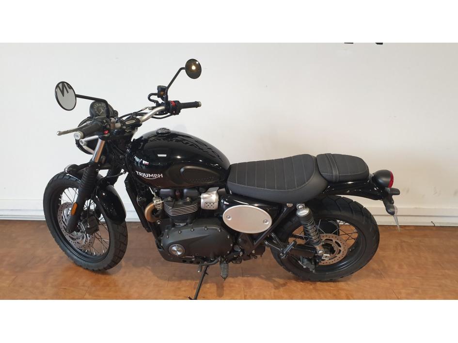 TRIUMPH SCRAMBLER 900