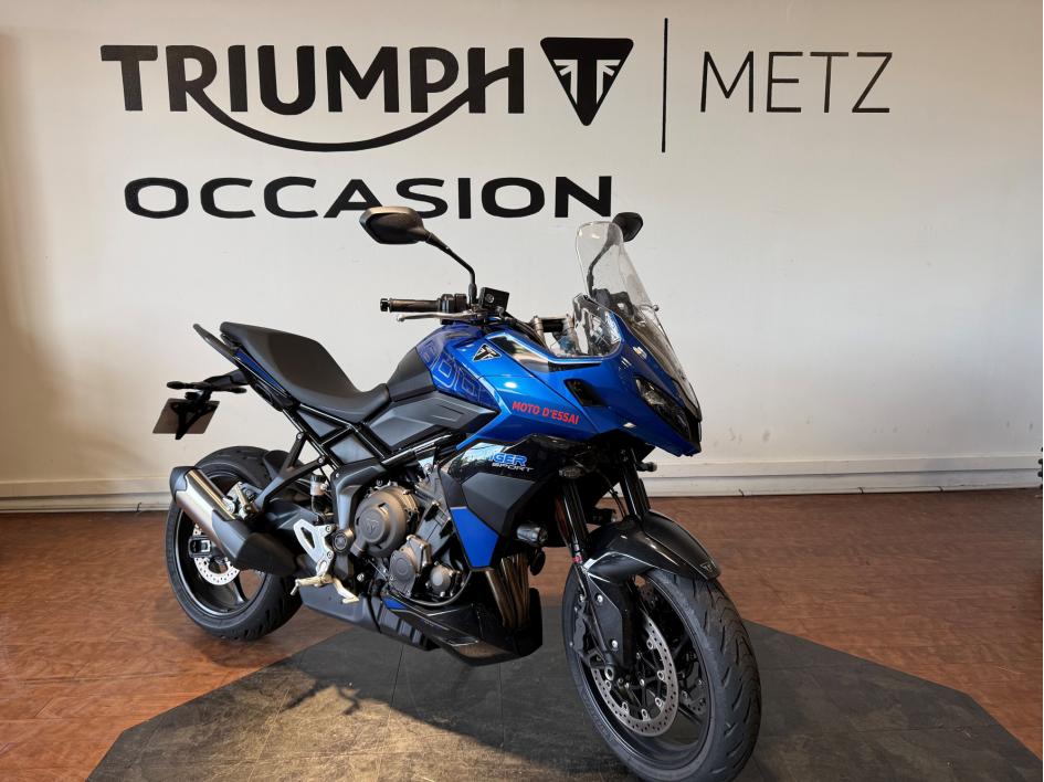 TRIUMPH TIGER 800