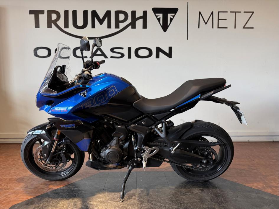 TRIUMPH TIGER 800
