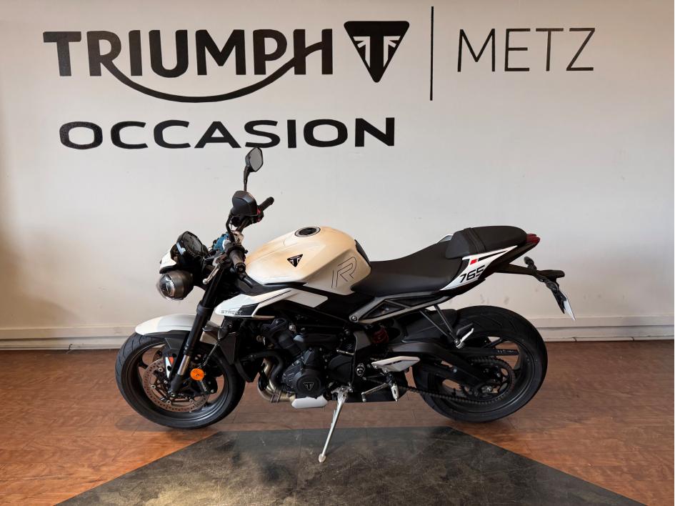 TRIUMPH STREET TRIPLE 765 R